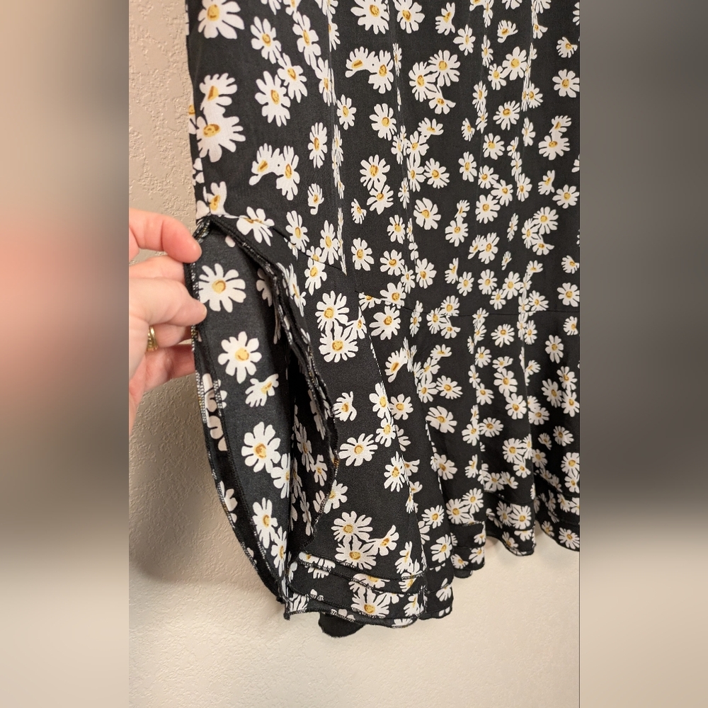 Nasty Gal Floral Black Skirt - Picture 3 of 8